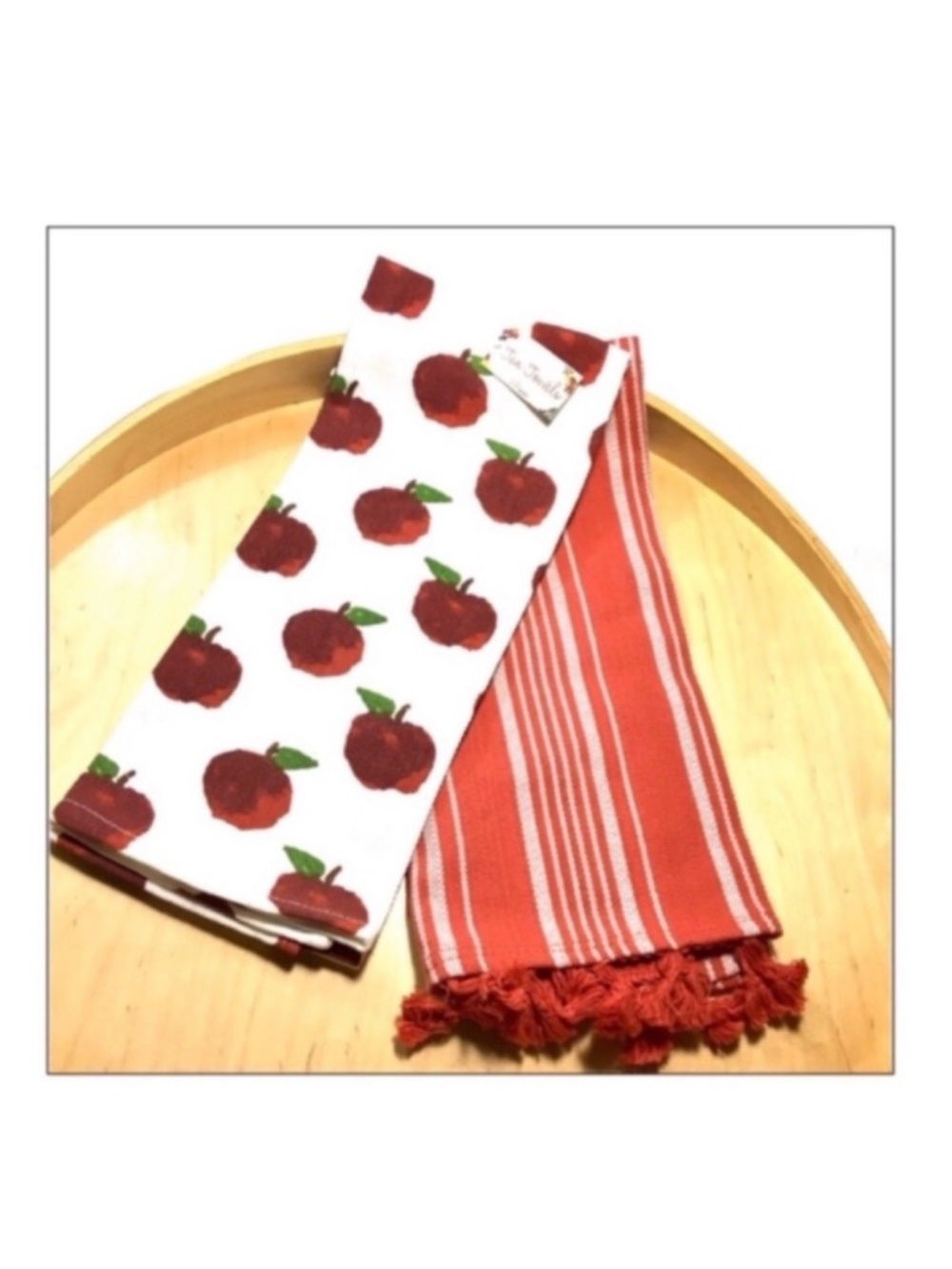 NWT Set of 2 Printed Cotton Tea Towels for Kitchen